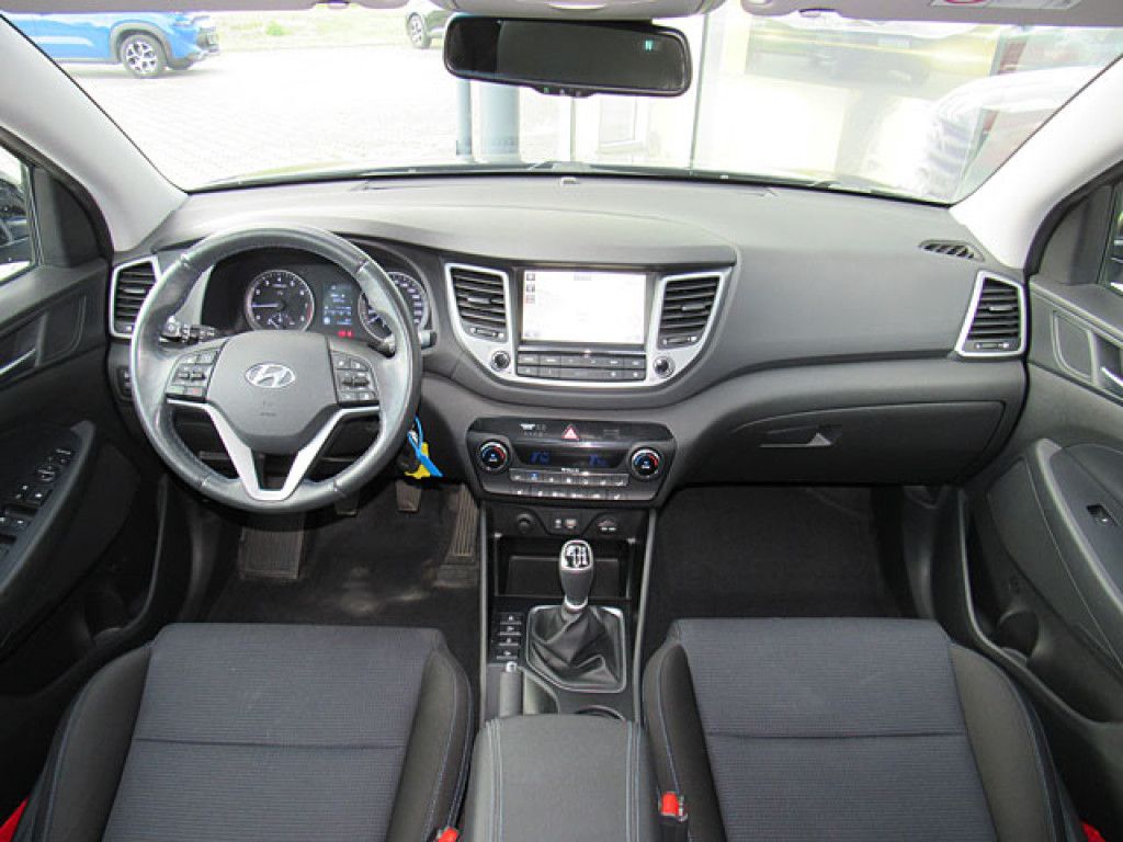 Hyundai Tucson 1.6 blue Advantage  NAVI Sitzhzg R-Kamera
