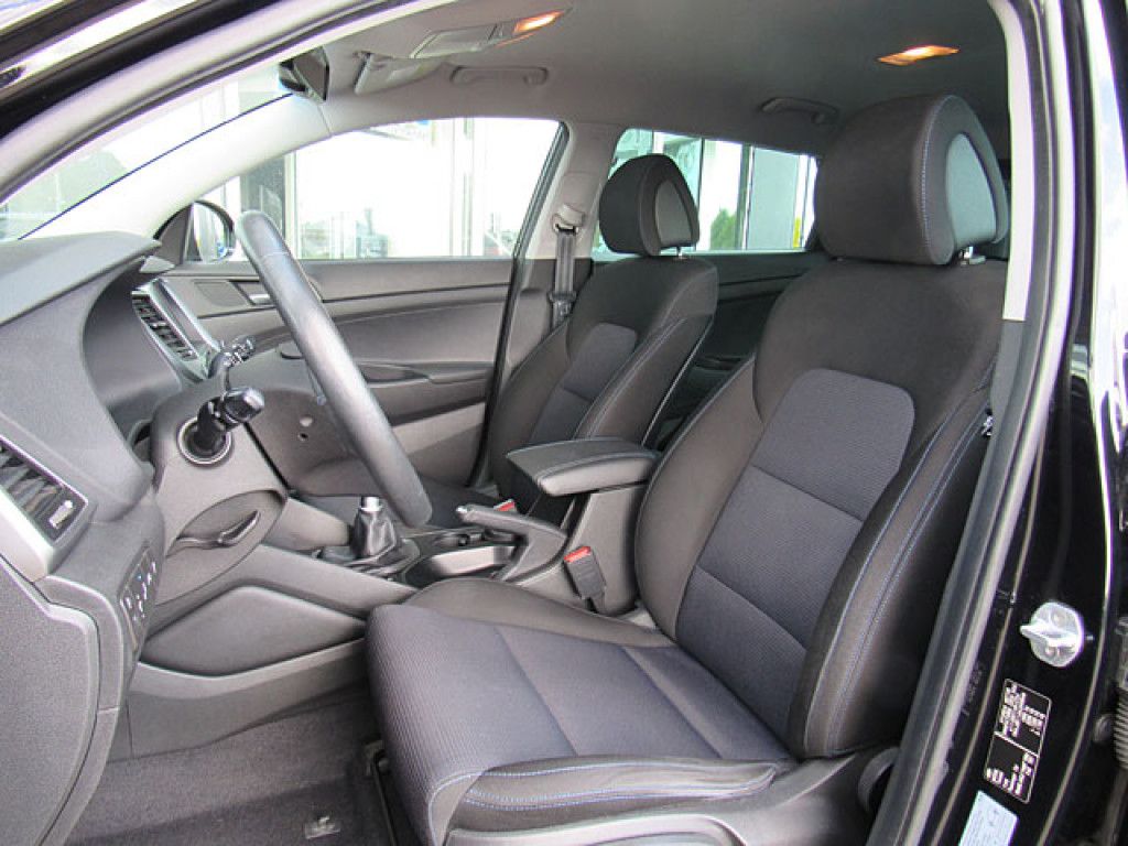 Hyundai Tucson 1.6 blue Advantage  NAVI Sitzhzg R-Kamera