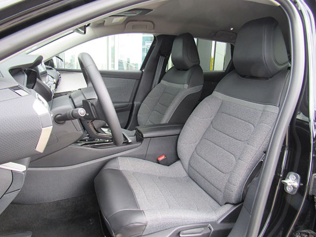 Citroën C5 X YOU AT8 LED-Licht Navi Sitzhzg R-Kamera