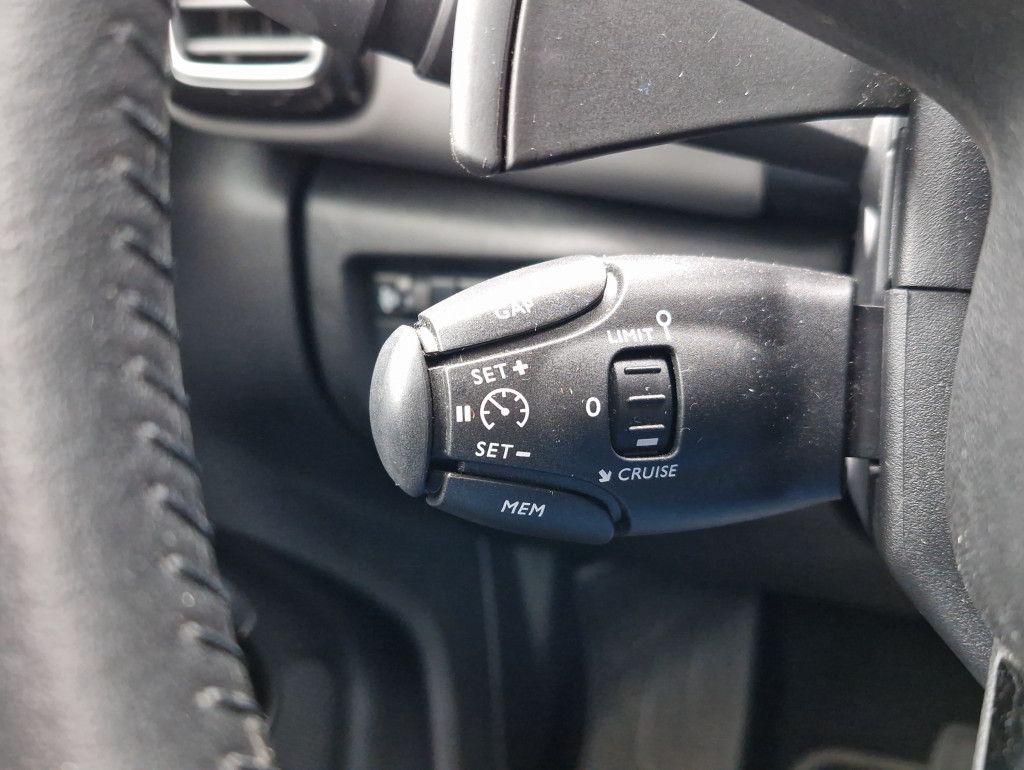 Citroën C5 Aircross PHEV 225 e-AT Feel Pack LED Navi Kam