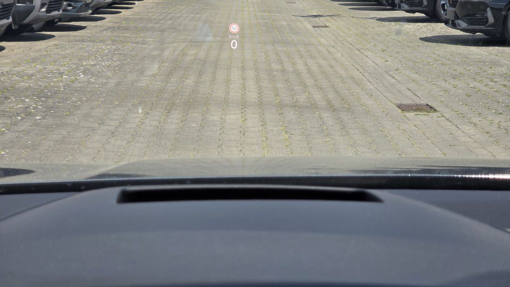 Volkswagen Golf 2.0 TDI DSG Move Pano AHK Kamera HUD Navi L