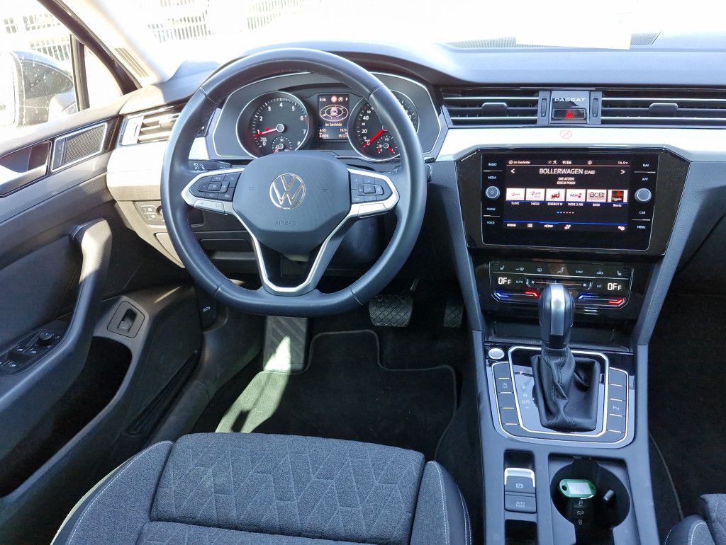 Volkswagen Passat Variant 1.5 TSI DSG Business Navi LED AHK