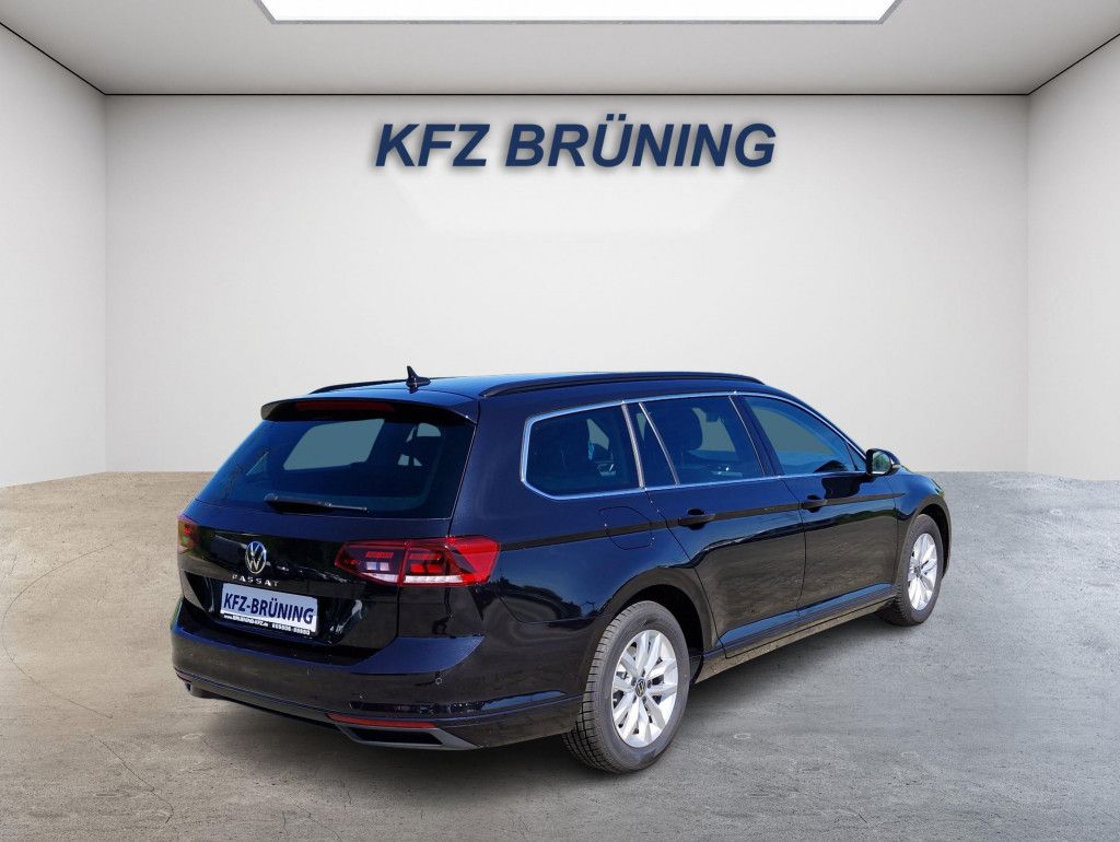 Volkswagen Passat Variant 1.5 TSI DSG Business Navi LED AHK