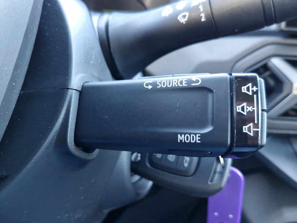Dacia Duster TCe 130 MHEV Expression Navi SHZ LED Kame