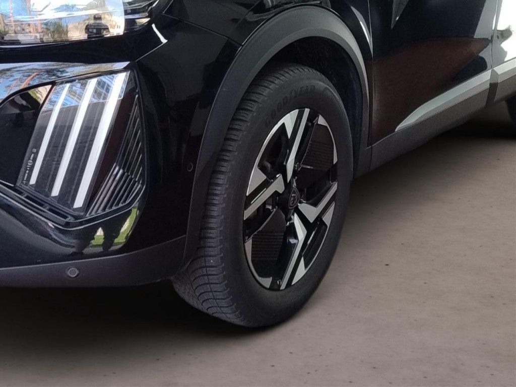 Peugeot 2008 PureTech 130 GT AT LED Navi Kamera360 PDC A
