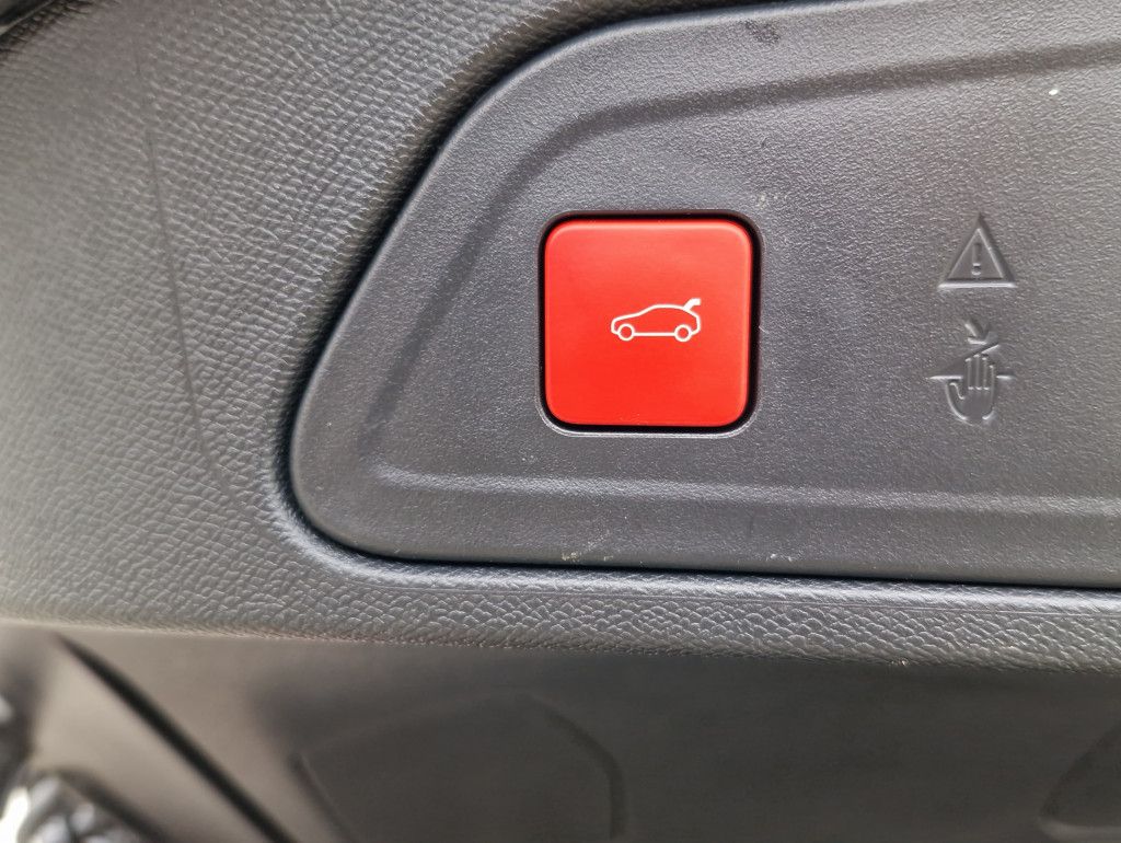 Citroën C5 Aircross PureTech 130 Max AT Navi Kamera 360