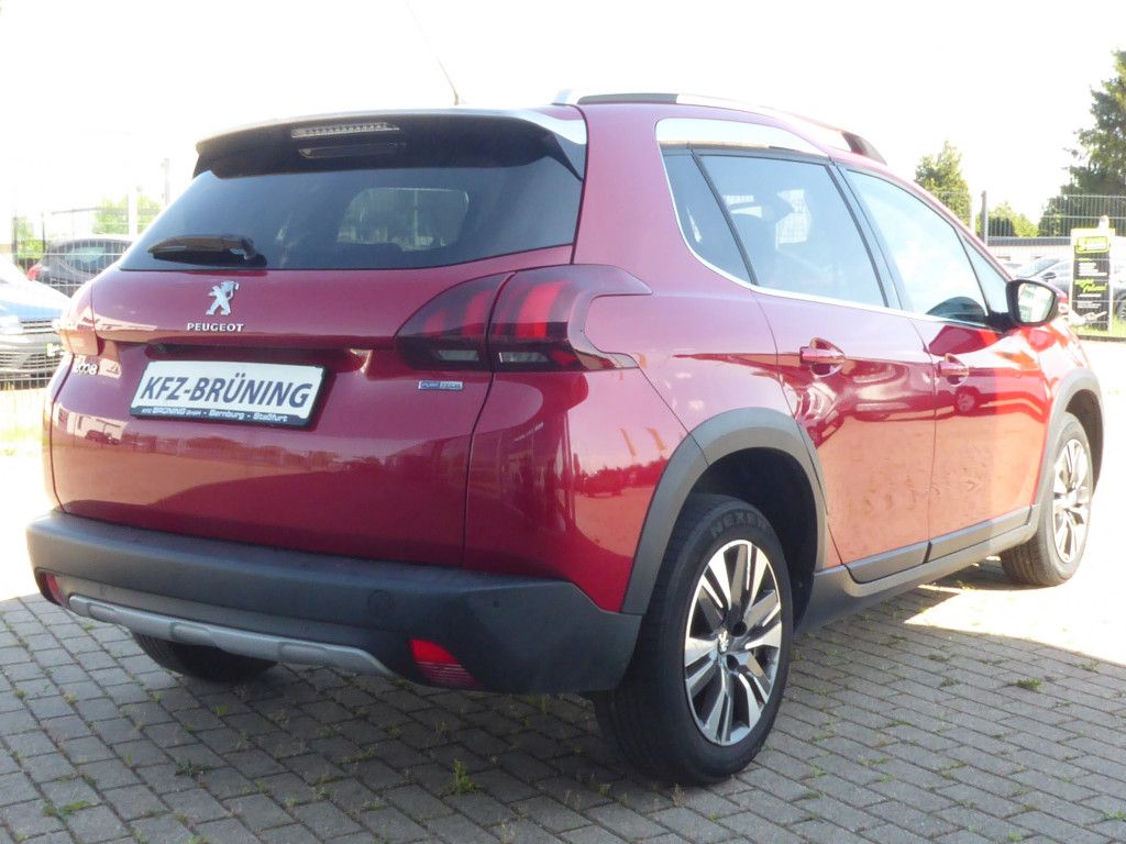 Peugeot 2008 1.2 PureTech 130 Allure Kamera Klimaaut ALU