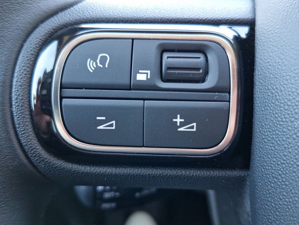 Citroën C3 Aircross PureTech 130 Plus AT LED Navi PDC Al