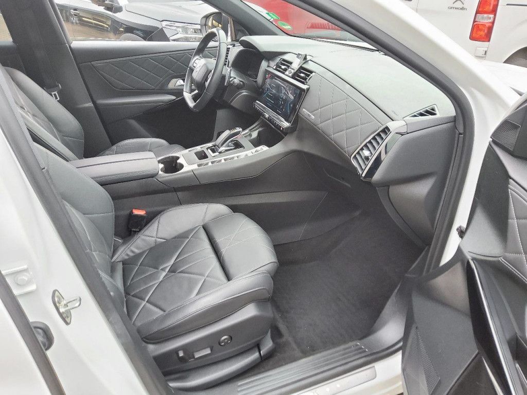 DS Automobiles 7 PHEV 225 AT Rivoli LED AHK Leder Pano PDC Kame