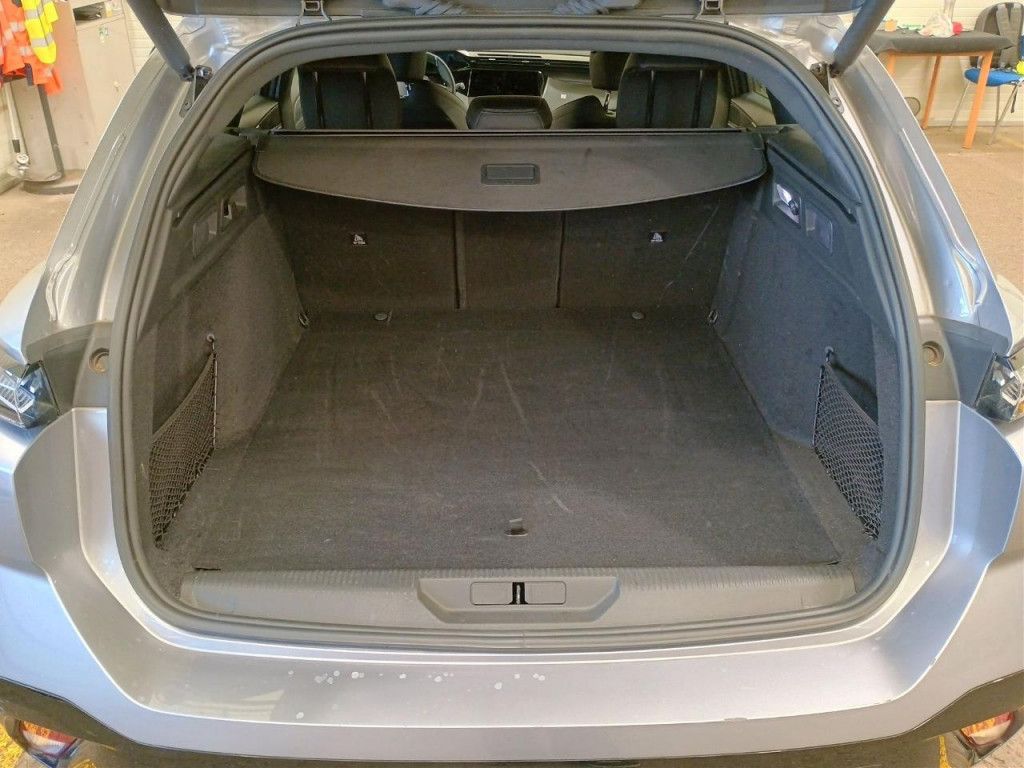Peugeot 308 SW PHEV 225 e-AT GT LED Navi Kamera Sound Ke