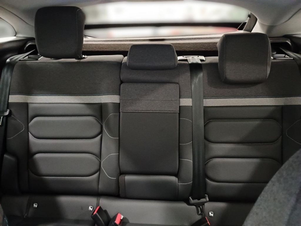 Citroën C4 PureTech 130 AT Max LED Navi Kamera 360 HeadU