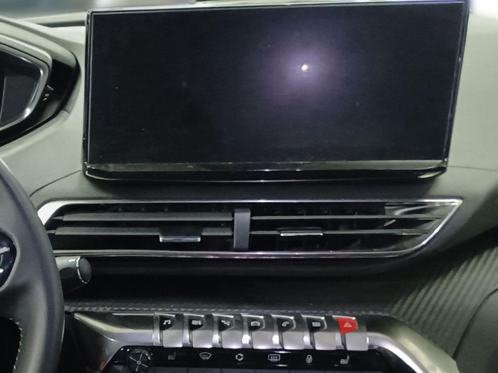 Peugeot 5008 BlueHDI 130 Allure AT LED Navi Kamera 7-Sit