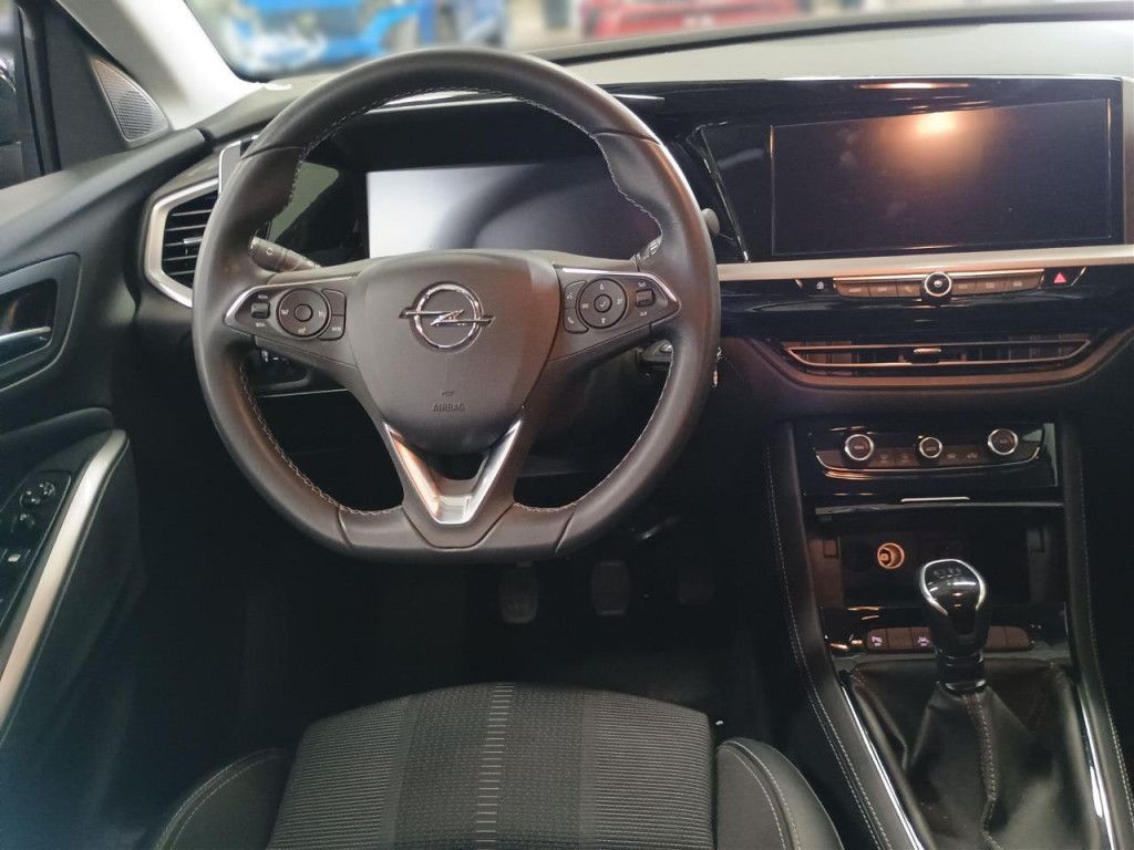 Opel Grandland 1.2 Turbo Elegance LED AGR Kamera Tote