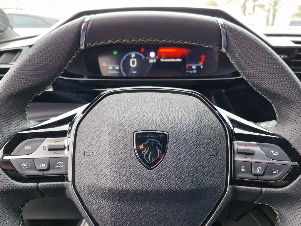 Peugeot 308 SW PureTech GT AT LED Navi Kamera SHZ PDC AC