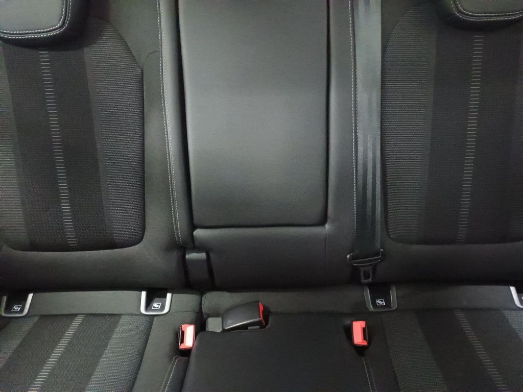Opel Grandland 1.2 Turbo GS-Line MatrixLED NaviPRO 36