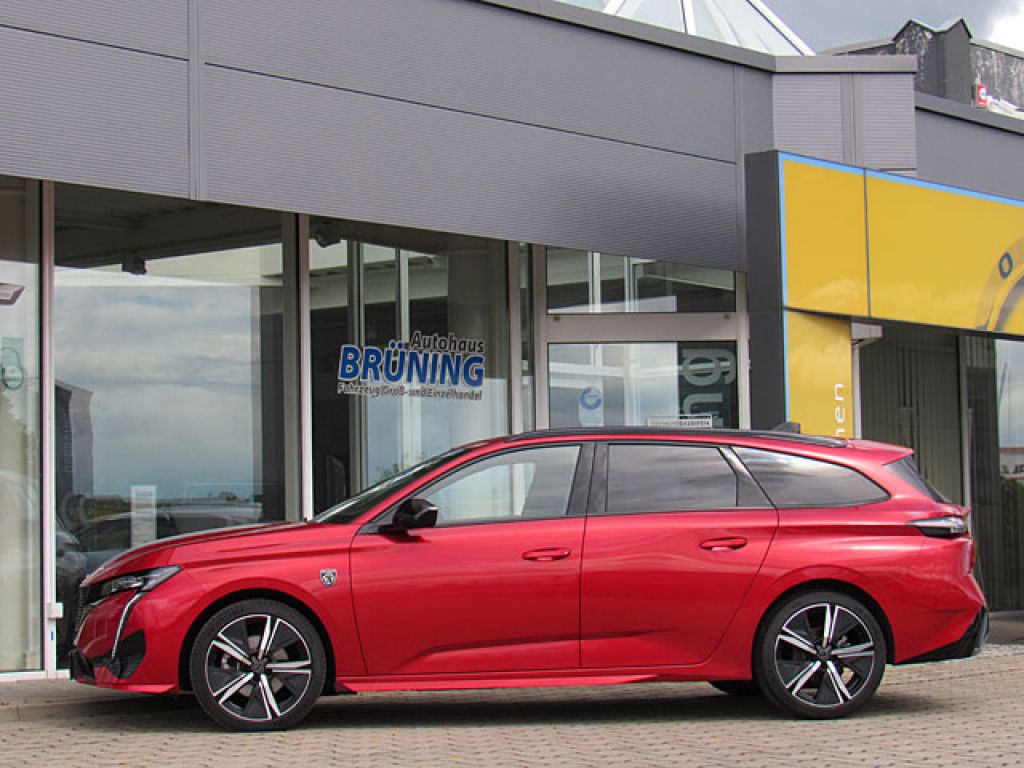Peugeot 308 SW GT PureTech AT8 FOCAL-Sound MatrixLED Sit