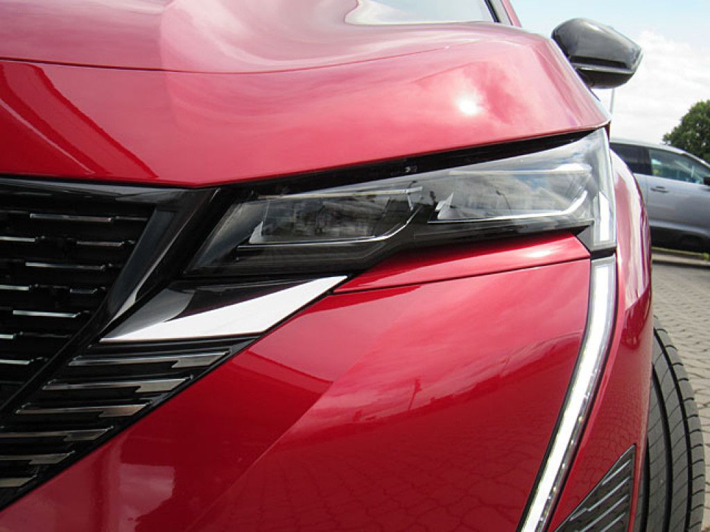 Peugeot 308 SW GT PureTech AT8 FOCAL-Sound MatrixLED Sit