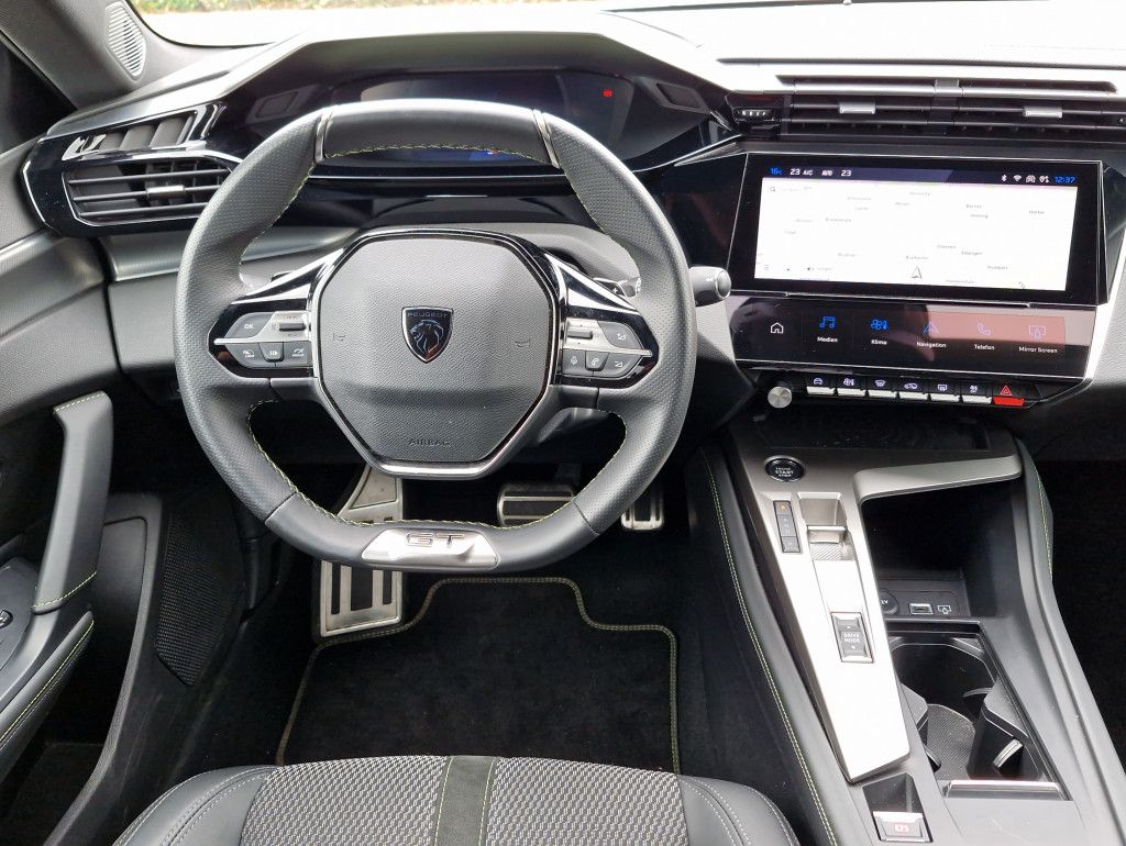 Peugeot 308 SW PHEV 225 e-AT GT LED Navi Kamera Keyless