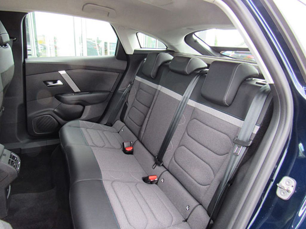 Citroën C4 Plus PureTech AT8 LED-Licht Navi R-Kamera SHZ