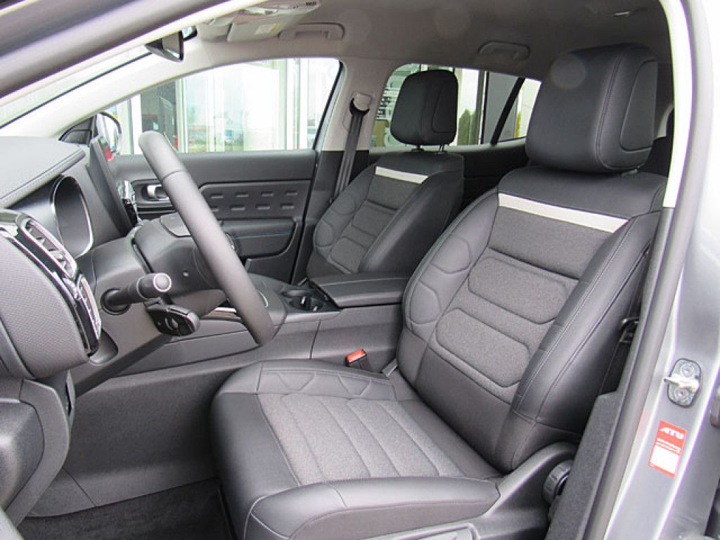 Citroën C5 Aircross Plus PureTech 130 LED-Licht Navi R-K