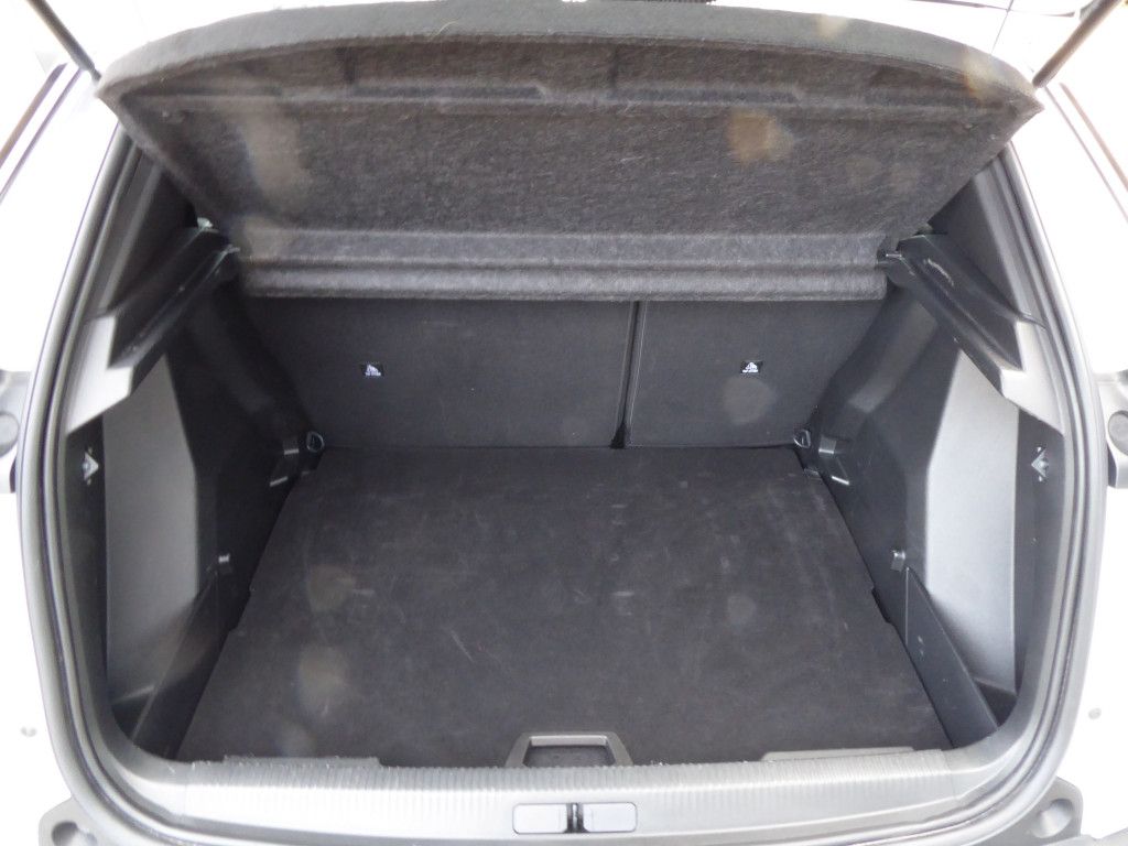 Peugeot 2008 PureTech 130 Allure AT LED Navi Kamera 360