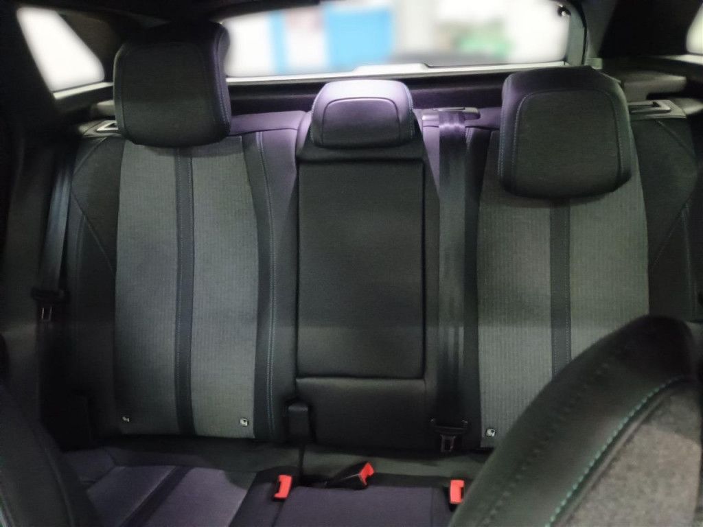 Peugeot 3008 PureTech 130 Allure AT LED Navi Kamera 360