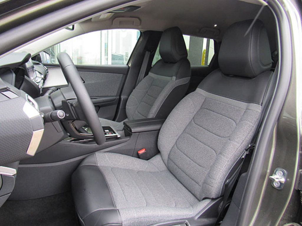 Citroën C5 X YOU AT8 LED-Licht Navi Sitzhzg R-Kamera