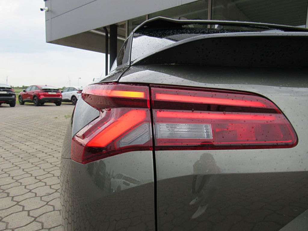 Citroën C5 X YOU AT8 LED-Licht Navi Sitzhzg R-Kamera