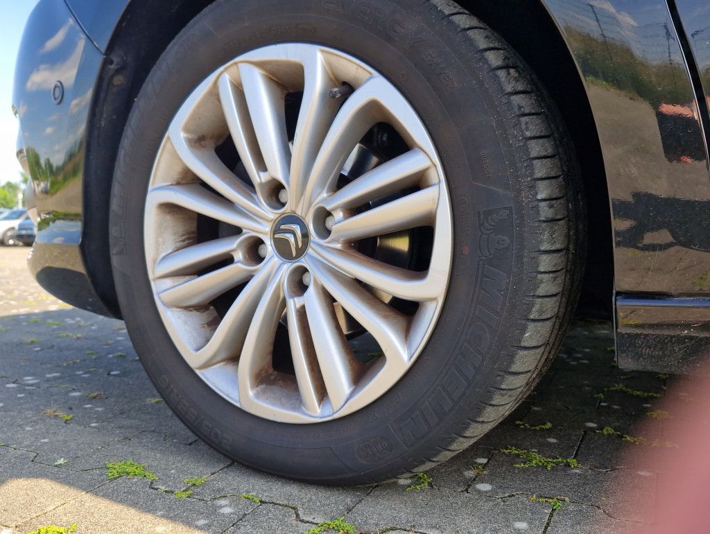 Citroën C4 1.6 Blue-HDI Selection Navi SHZ 8-fach