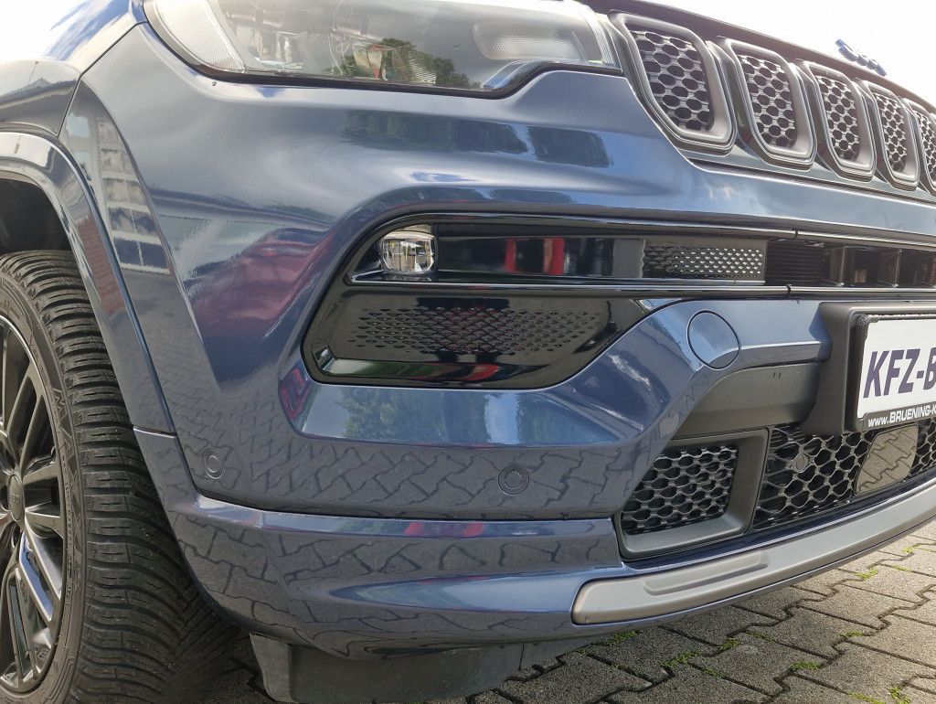 Jeep Compass 1.3 T-GDI I4 4xe PHEV S AT Navi Leder LE