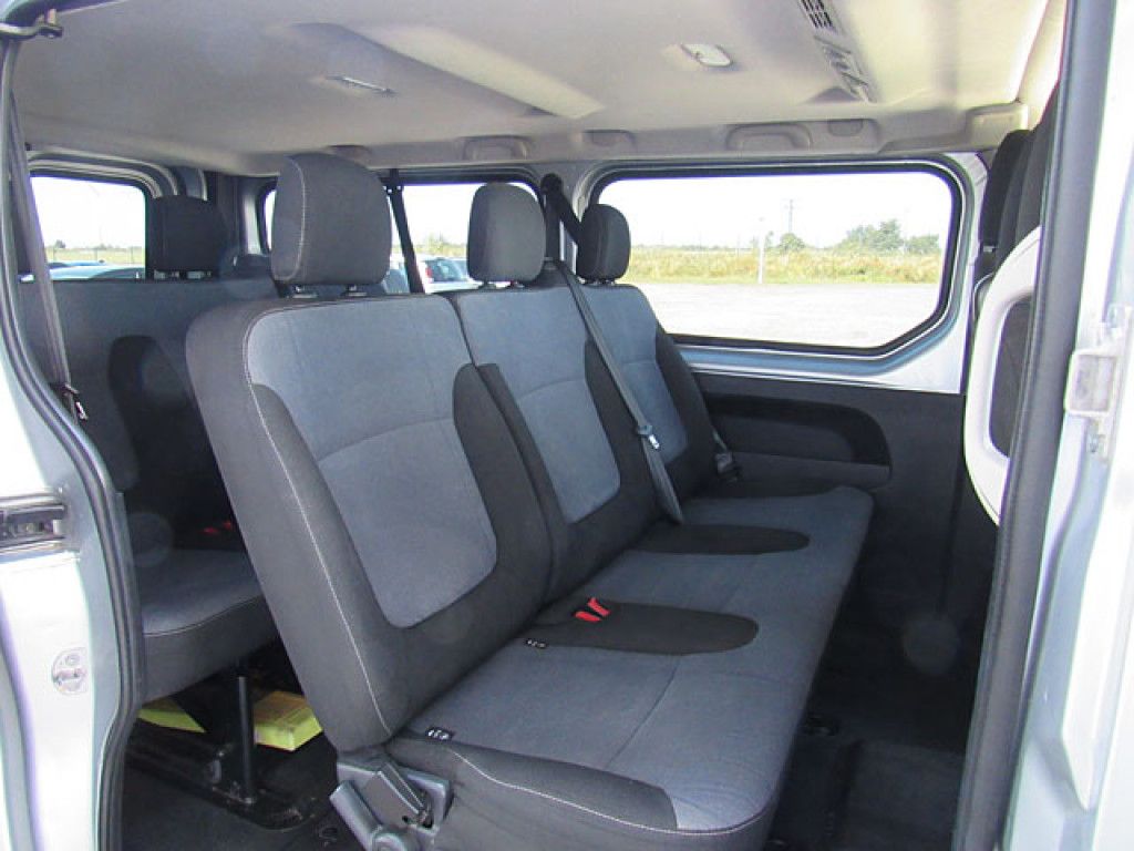 Opel Vivaro 1.6 CDTI Combi L2 Lang 2,7t 9-Sitzer Dopp