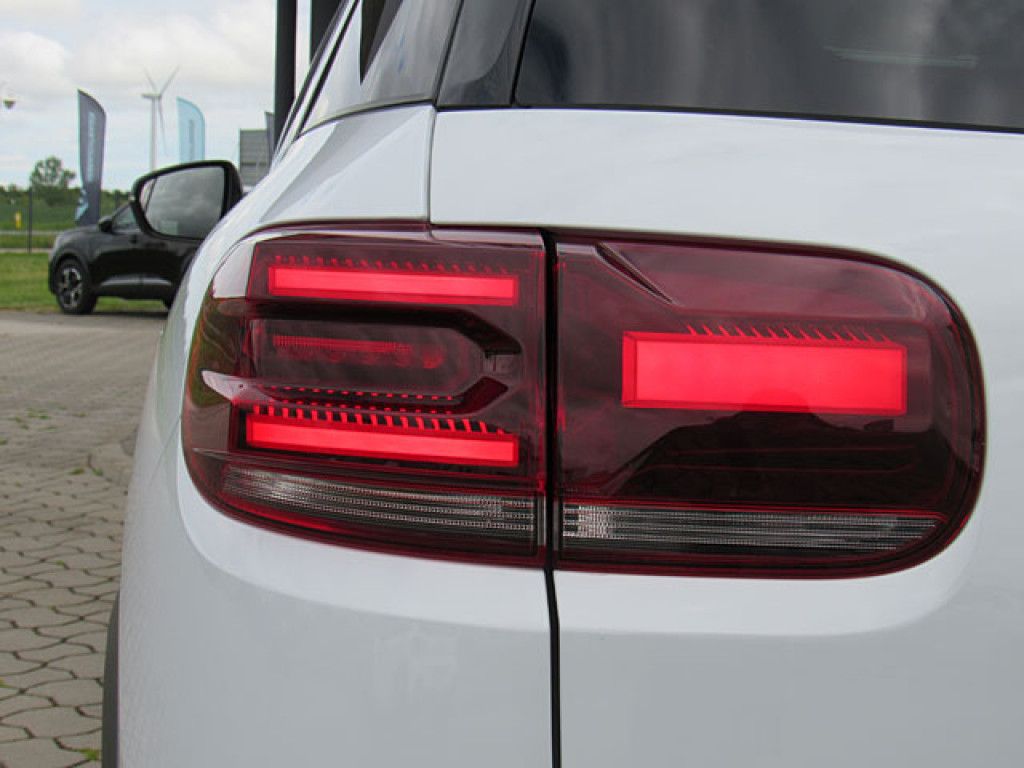 Citroën C5 Aircross Plus HDI AT8 LED-Licht NAVI R-Kamera