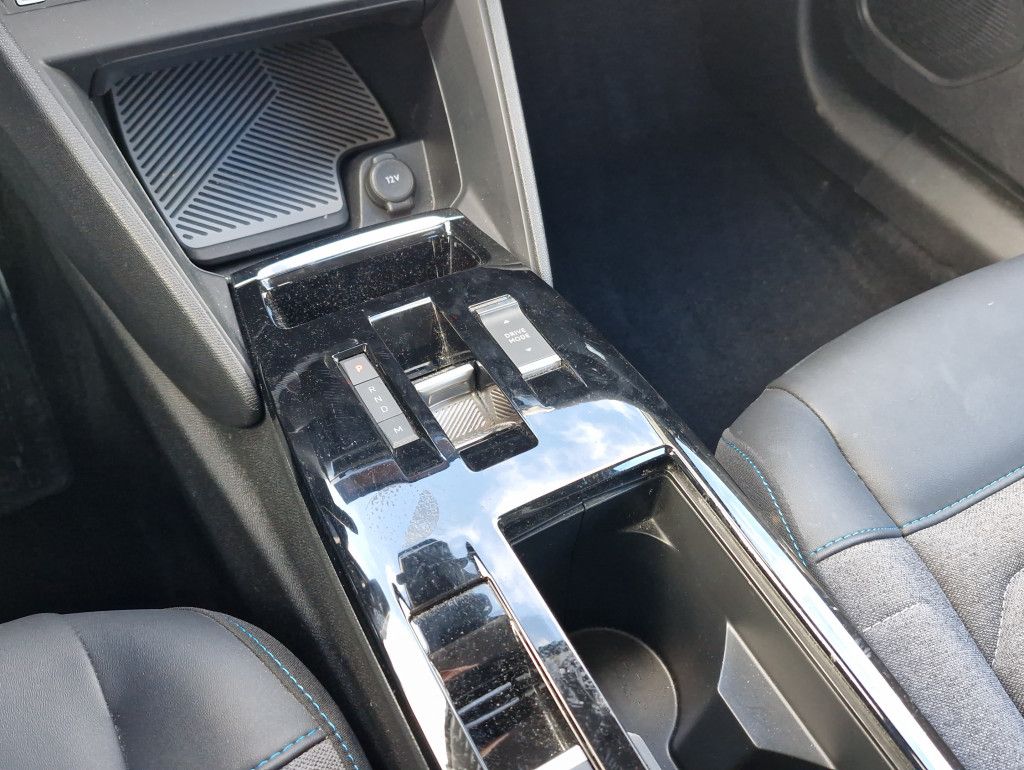 Citroën C4 PureTech 130 Plus AT LED Kamera PDC CarPlay A