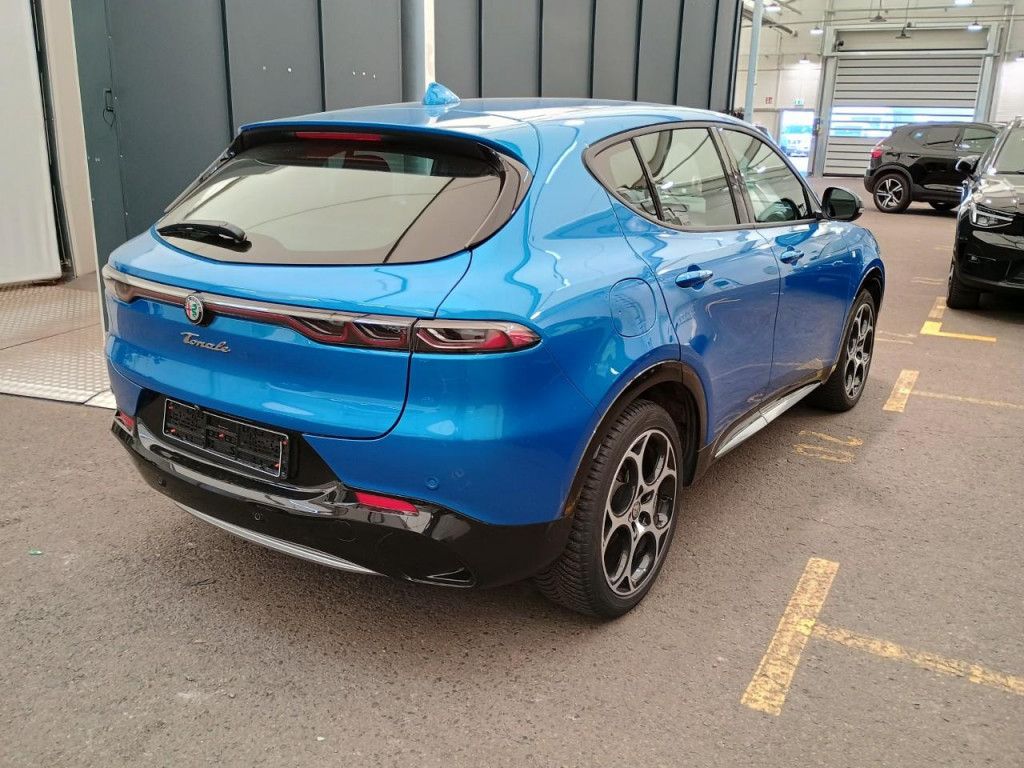Alfa Romeo Tonale 1.6 VGT-D MatrixLED Harman/Kardon Vollled