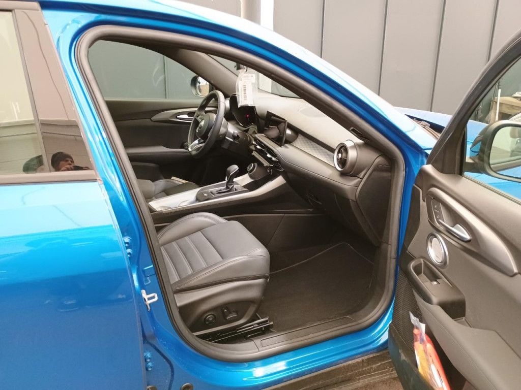 Alfa Romeo Tonale 1.6 VGT-D MatrixLED Harman/Kardon Vollled