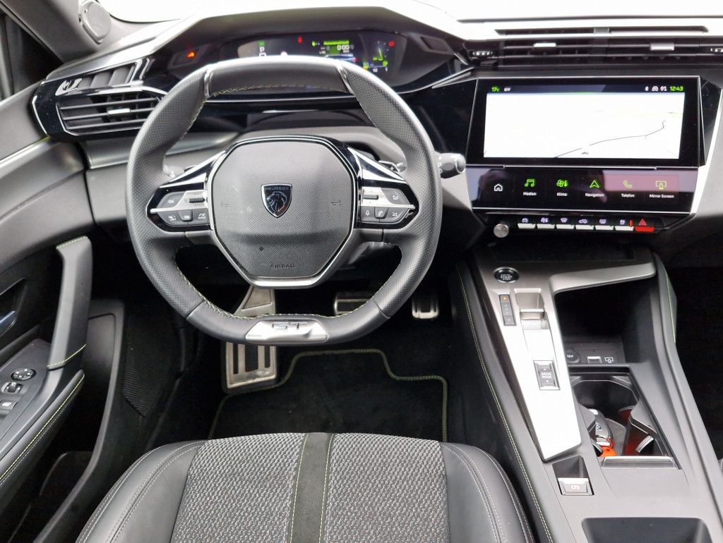 Peugeot 308 SW PureTech 130 GT AT LED Navi Kamera PDC To
