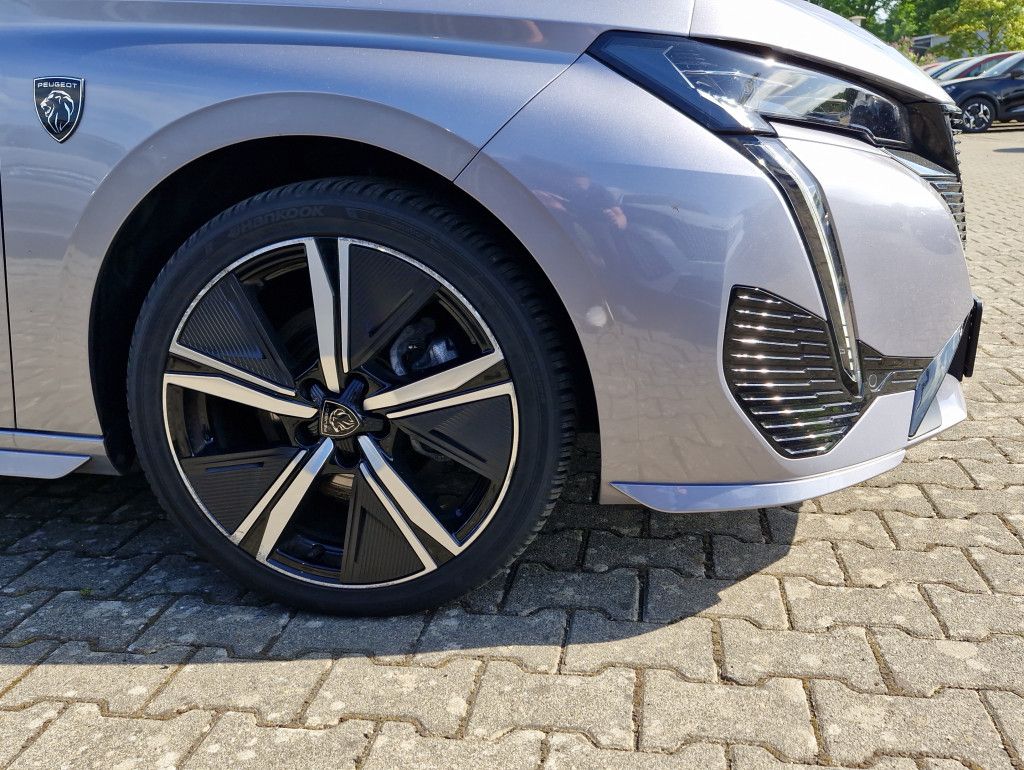 Peugeot 308 SW PureTech 130 GT AT LED Navi Pano Kamera A