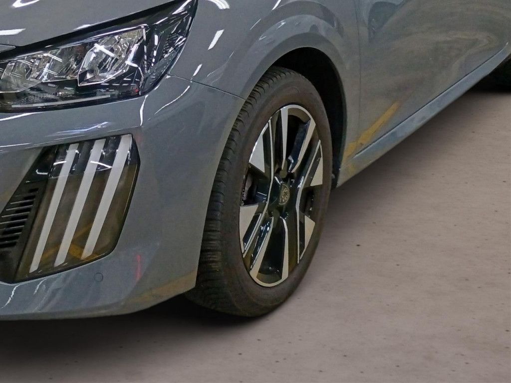 Peugeot 208 PureTech 100 Allure AT LED Kamera PDC CarPla