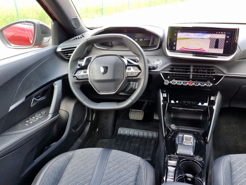 Peugeot 2008 PureTech 130 Allure AT LED Navi Kamera 360