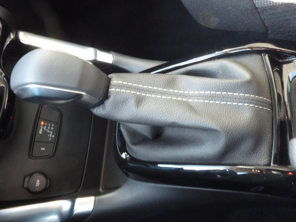 Citroën C3 Aircross PureTech 130 Plus AT LED Navi PDC Al