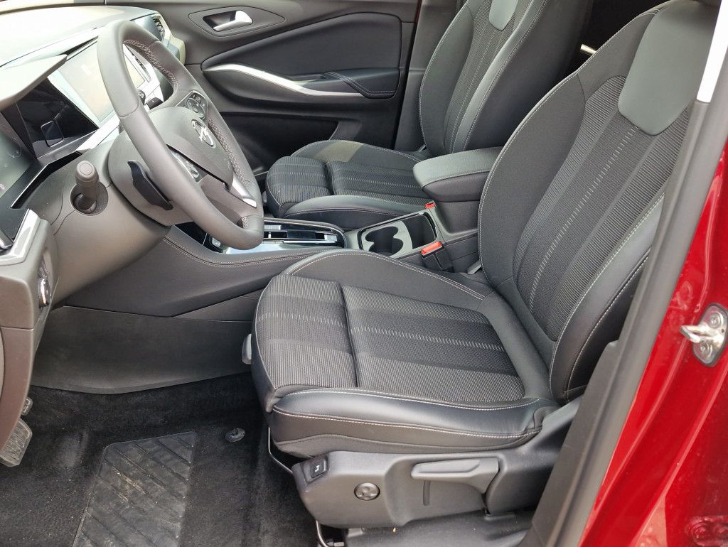 Opel Grandland 1.2 Turbo GS AT Navi SHZ LED Kamera360