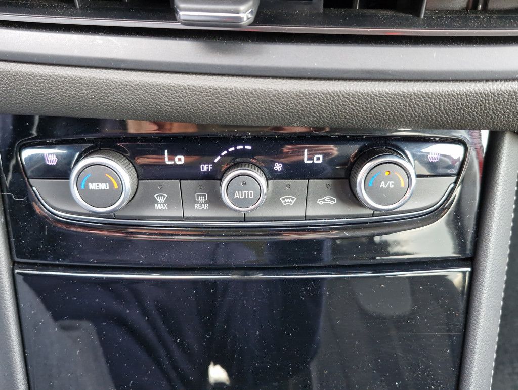 Opel Grandland 1.2 Turbo GS AT Navi SHZ LED Kamera360