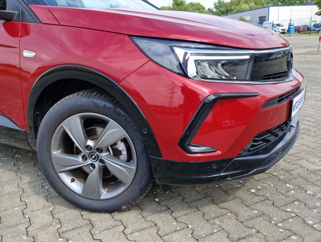 Opel Grandland 1.2 Turbo GS AT Navi SHZ LED Kamera360