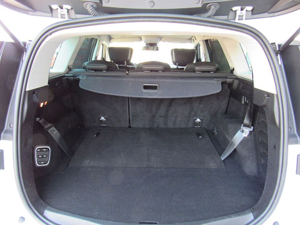 Renault Grand Scenic TCe AT7 Techno 7-Sitze FullLED Navi