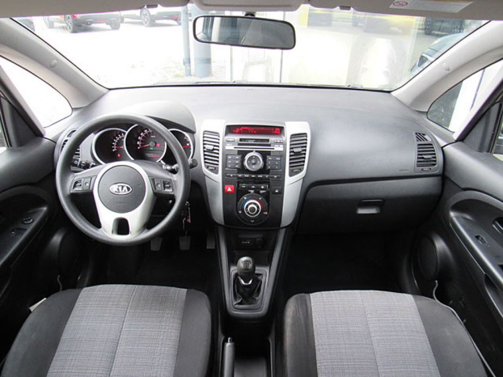 Kia Venga 1.4 Attract Klima ZV+FB
