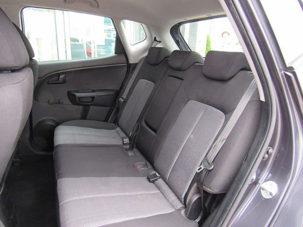 Kia Venga 1.4 Attract Klima ZV+FB
