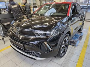 Opel Mokka-e Ultimate AT Alcantara Navi SHZ LED Kamer