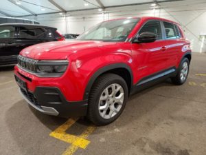 Jeep Avenger 1.2 GSE T3 Altitude LED PDC 360 SHZ Tote