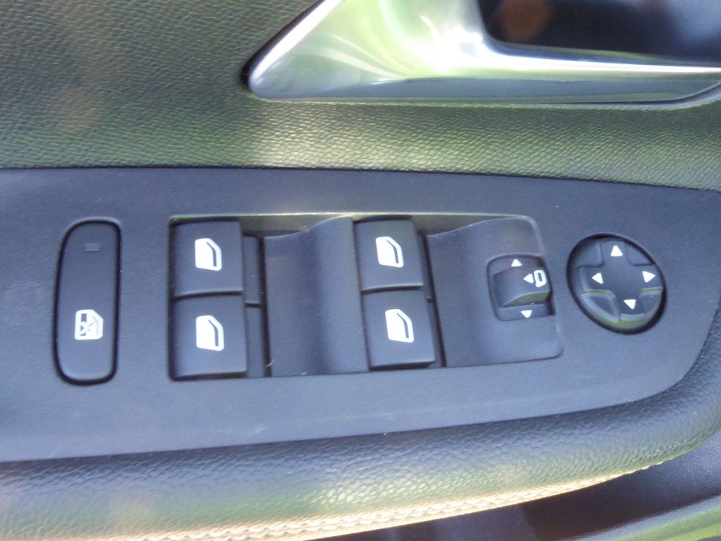 Opel Mokka 1.2 Turbo Ultimate AT LED Navi Kamera SHZ