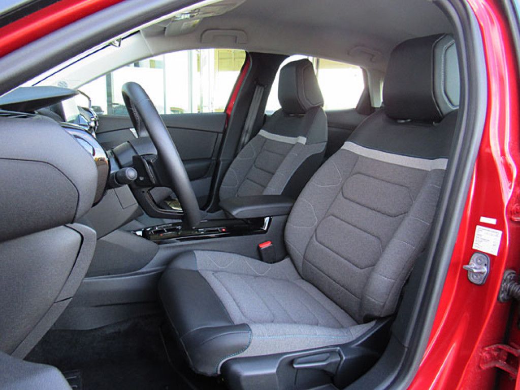 Citroën C4 Plus PureTech AT8 LED-Licht Navi R-Kamera Sit